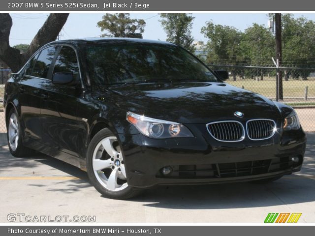 2007 BMW 5 Series 525i Sedan in Jet Black