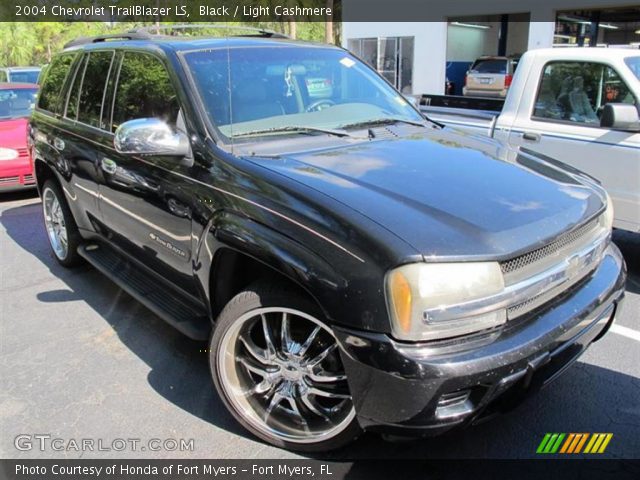 2004 Chevrolet TrailBlazer LS in Black