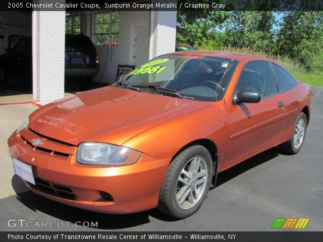 2005 Chevrolet Cavalier Coupe in Sunburst Orange Metallic