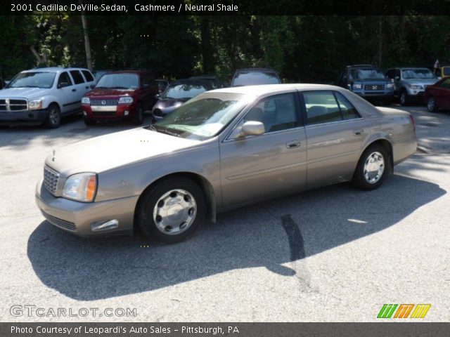 2001 Cadillac DeVille Sedan in Cashmere