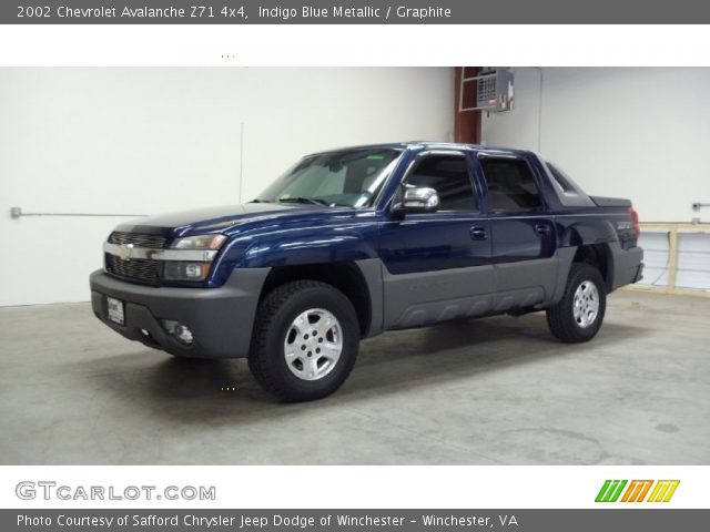 2002 Chevrolet Avalanche Z71 4x4 in Indigo Blue Metallic