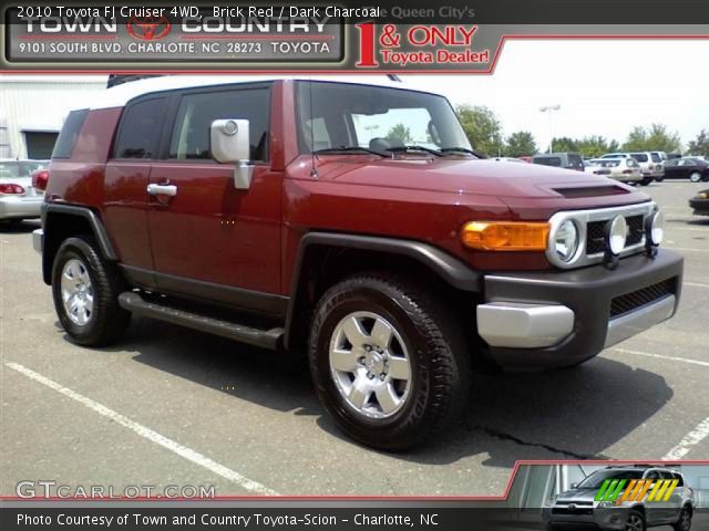 2010 Toyota FJ Cruiser 4WD in Brick Red