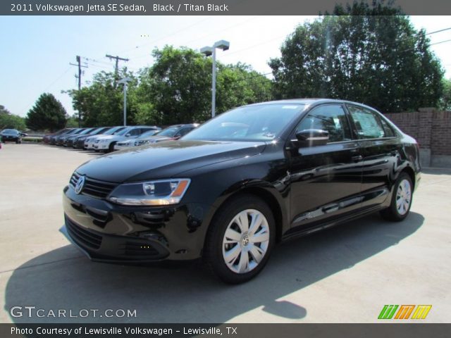 2011 Volkswagen Jetta SE Sedan in Black