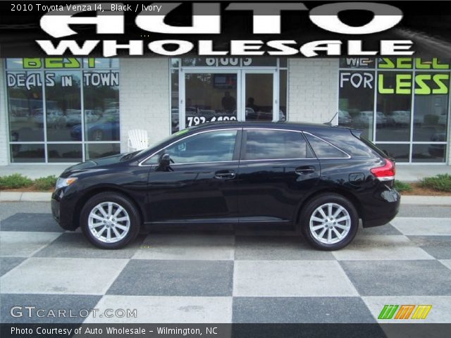 2010 Toyota Venza I4 in Black