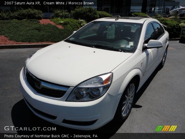 2007 Saturn Aura XR in Cream White