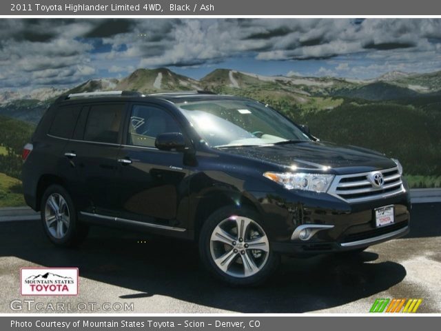 2011 Toyota Highlander Limited 4WD in Black