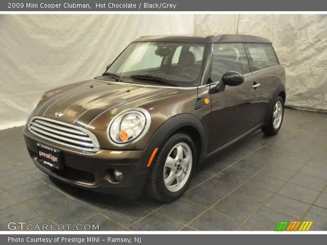 2009 Mini Cooper Clubman in Hot Chocolate