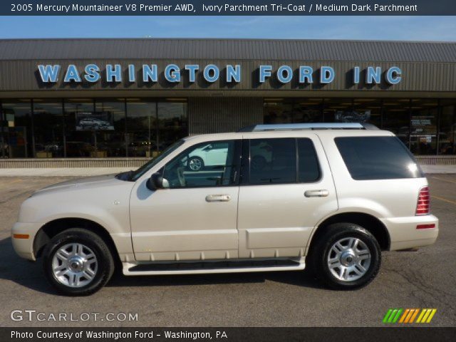 2005 Mercury Mountaineer V8 Premier AWD in Ivory Parchment Tri-Coat