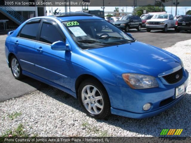 2005 Kia Spectra LX Sedan in Imperial Blue