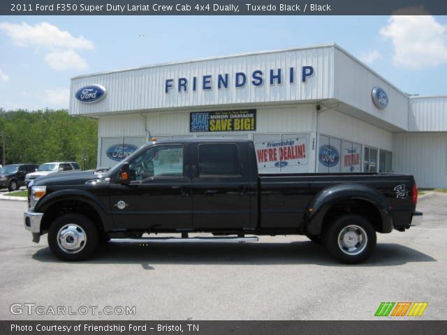 2011 Ford F350 Super Duty Lariat Crew Cab 4x4 Dually in Tuxedo Black