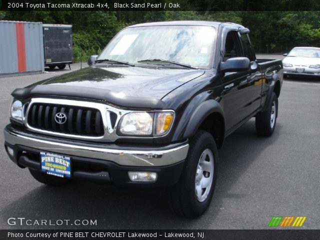 2004 Toyota Tacoma Xtracab 4x4 in Black Sand Pearl