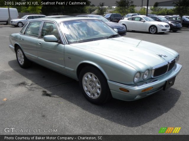 2001 Jaguar XJ XJ8 in Seafrost Pearl