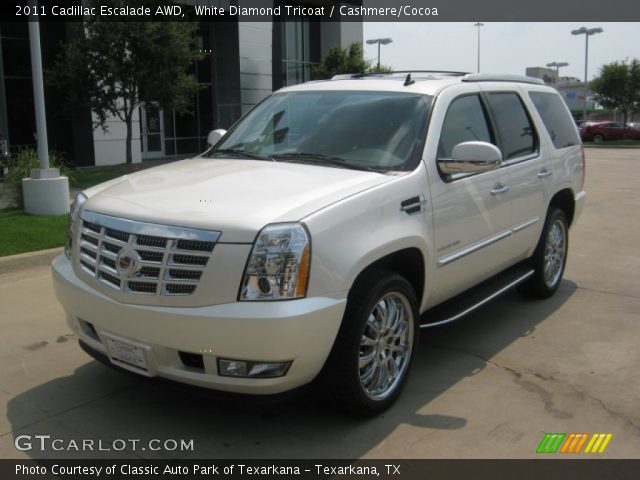 2011 Cadillac Escalade AWD in White Diamond Tricoat