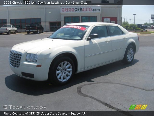 2008 Chrysler 300 LX in Cool Vanilla White