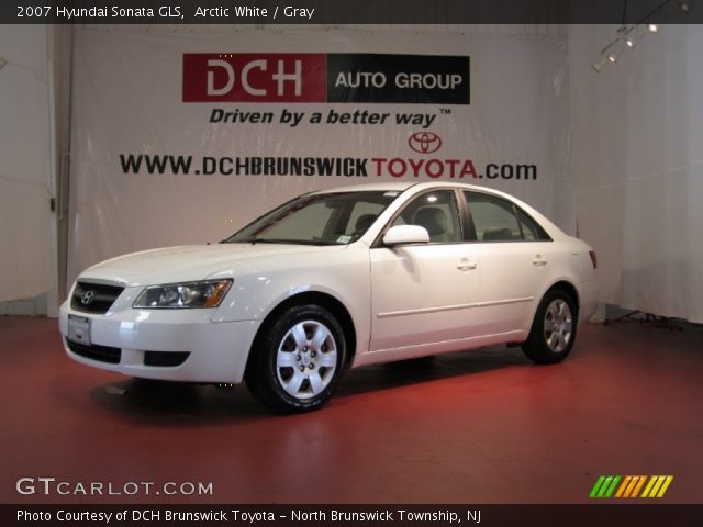 2007 Hyundai Sonata GLS in Arctic White
