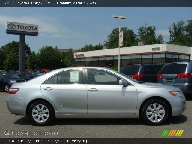 2007 Toyota Camry XLE V6 in Titanium Metallic