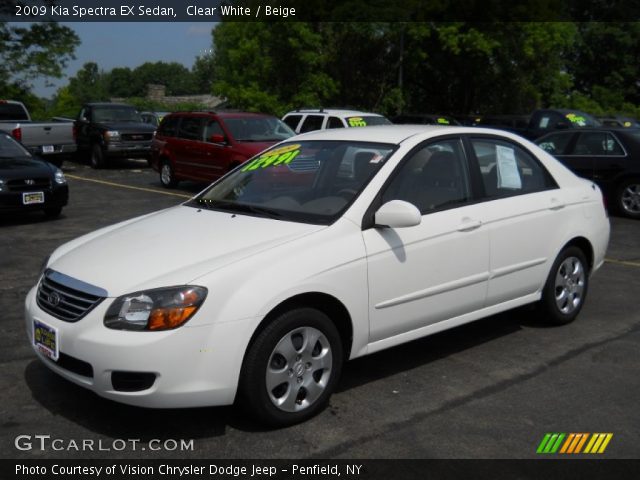 2009 Kia Spectra EX Sedan in Clear White