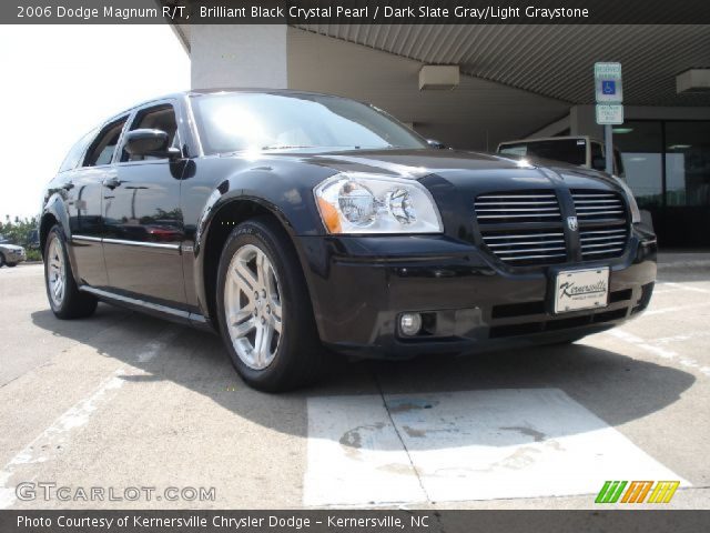 2006 Dodge Magnum R/T in Brilliant Black Crystal Pearl