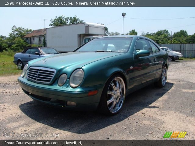 1998 Mercedes-Benz CLK 320 Coupe in Mineral Green Metallic