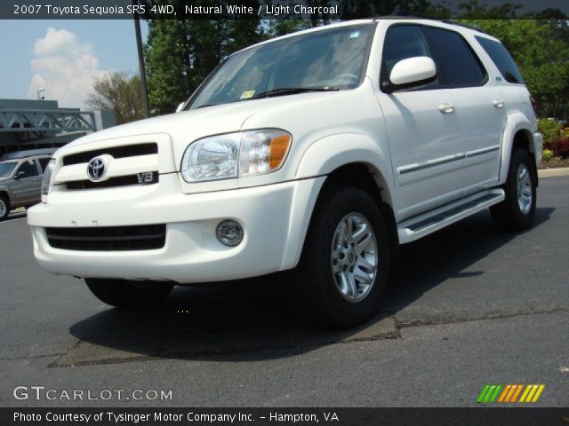 2007 Toyota Sequoia SR5 4WD in Natural White