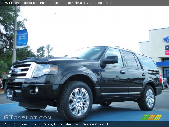 2011 Ford Expedition Limited in Tuxedo Black Metallic