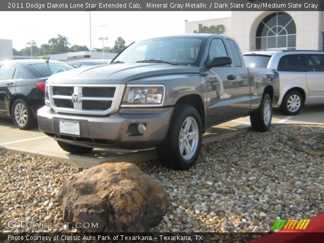 2011 Dodge Dakota Lone Star Extended Cab in Mineral Gray Metallic