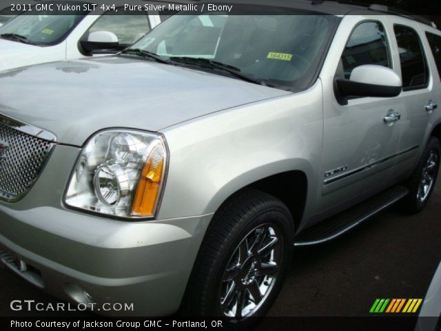 2011 GMC Yukon SLT 4x4 in Pure Silver Metallic