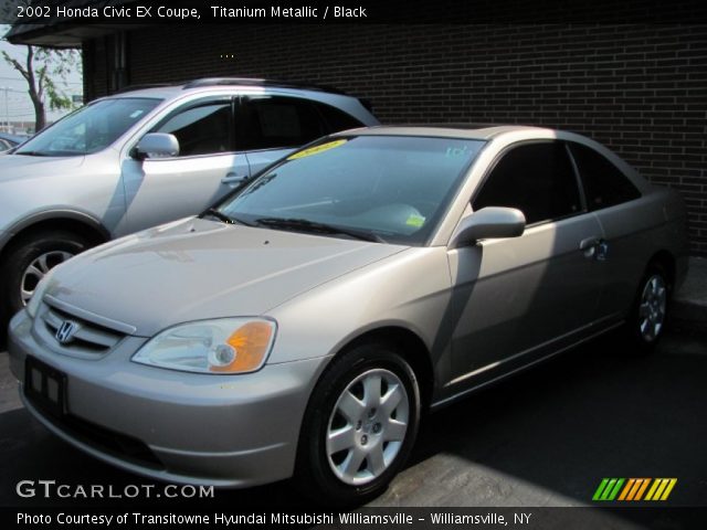 2002 Honda Civic EX Coupe in Titanium Metallic