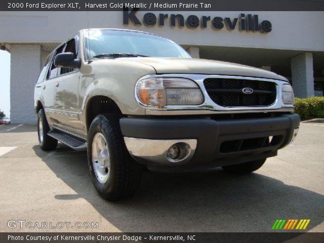2000 Ford Explorer XLT in Harvest Gold Metallic