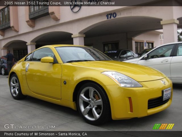 2005 Nissan 350Z Touring Coupe in Ultra Yellow Metallic
