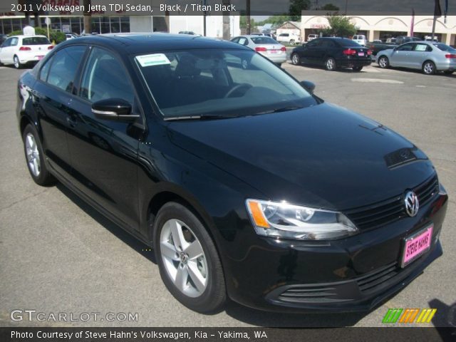 2011 Volkswagen Jetta TDI Sedan in Black