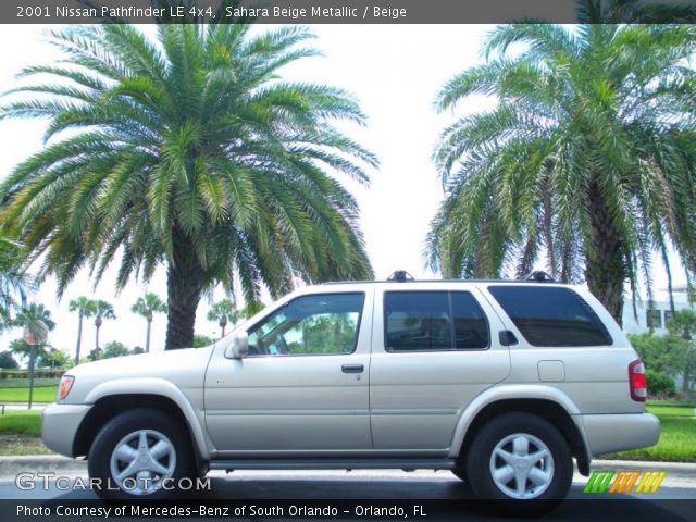 2001 Nissan Pathfinder LE 4x4 in Sahara Beige Metallic