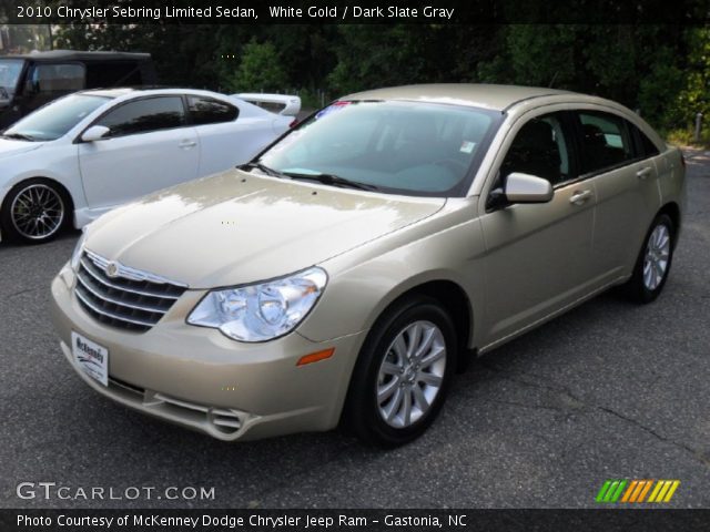 2010 Chrysler Sebring Limited Sedan in White Gold