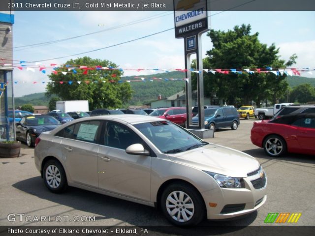 2011 Chevrolet Cruze LT in Gold Mist Metallic