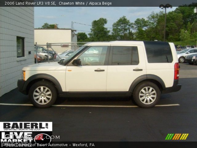 2006 Land Rover LR3 V8 SE in Chawton White