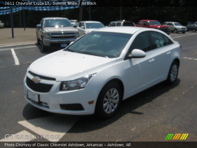 2011 Chevrolet Cruze LT in Summit White