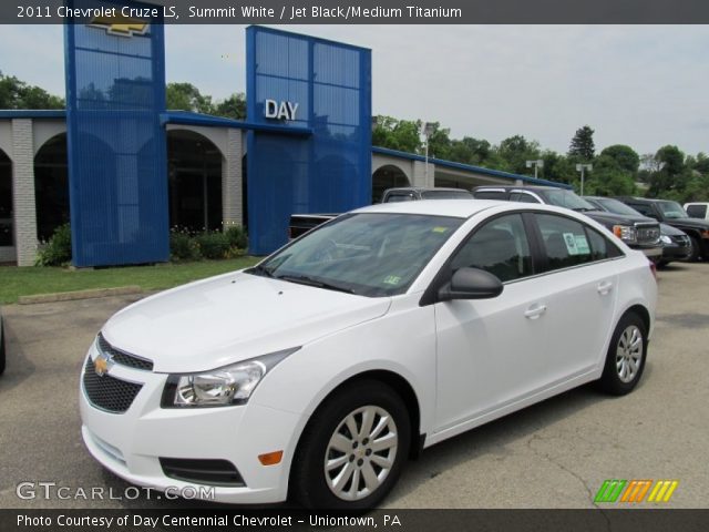 2011 Chevrolet Cruze LS in Summit White