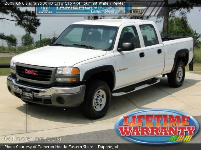 2005 GMC Sierra 2500HD Crew Cab 4x4 in Summit White