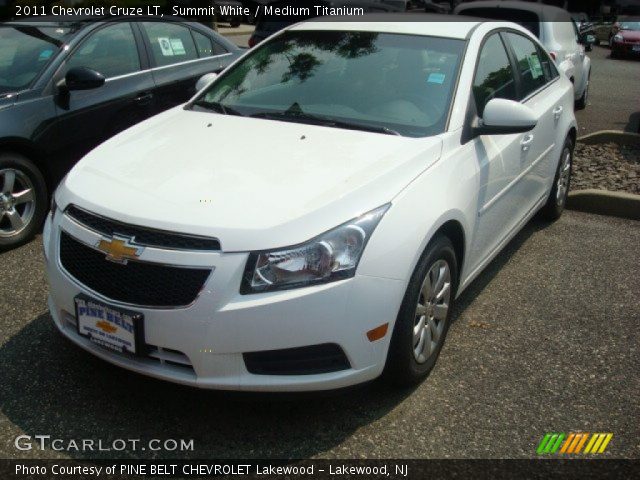 2011 Chevrolet Cruze LT in Summit White