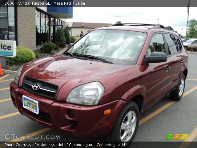 2006 Hyundai Tucson GL in Mesa Red