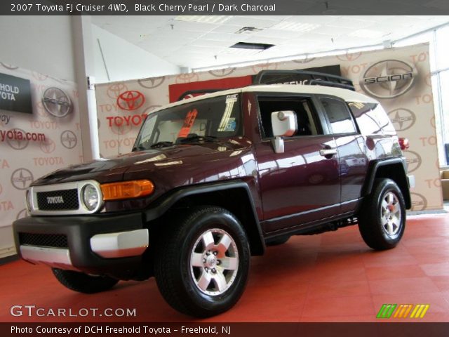 2007 Toyota FJ Cruiser 4WD in Black Cherry Pearl