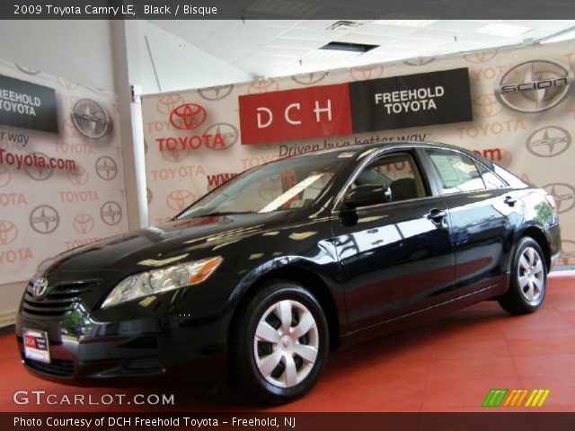 2009 Toyota Camry LE in Black