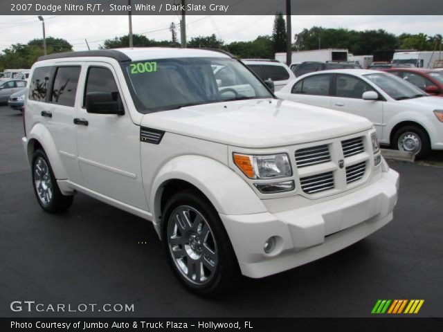 2007 Dodge Nitro R/T in Stone White