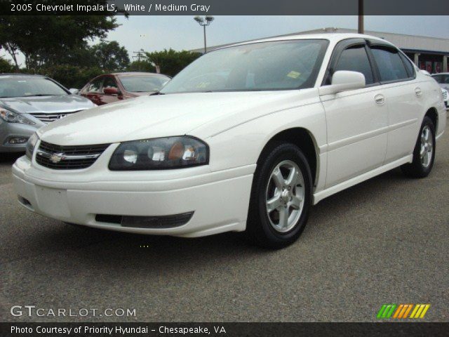 2005 Chevrolet Impala LS in White