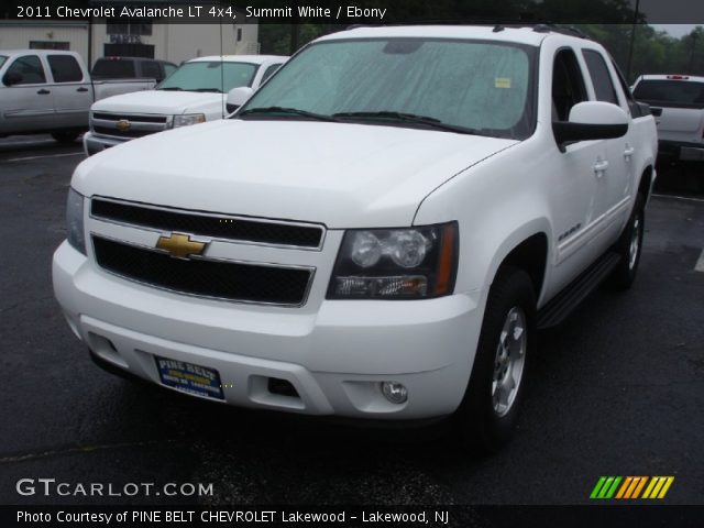 2011 Chevrolet Avalanche LT 4x4 in Summit White