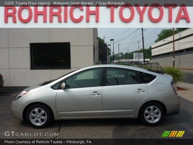2005 Toyota Prius Hybrid in Millenium Silver Metallic