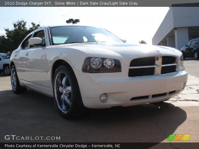2010 Dodge Charger SXT in Stone White