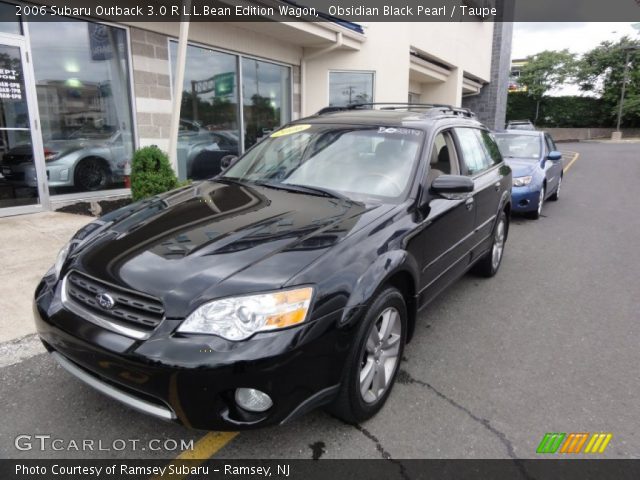 2006 Subaru Outback 3.0 R L.L.Bean Edition Wagon in Obsidian Black Pearl