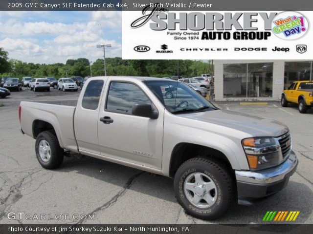 2005 GMC Canyon SLE Extended Cab 4x4 in Silver Birch Metallic