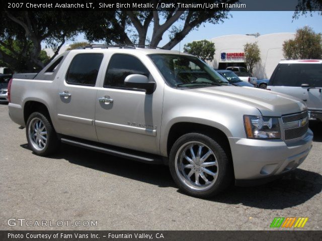 2007 Chevrolet Avalanche LT in Silver Birch Metallic